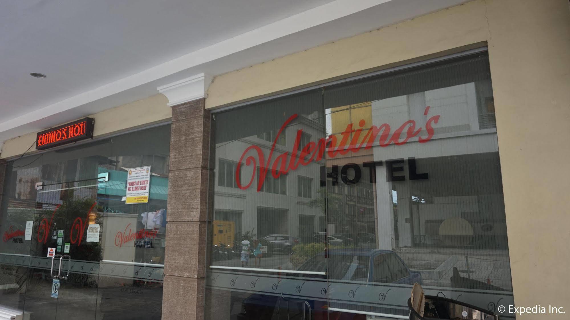 Valentino'S Hotel Angeles Exterior photo